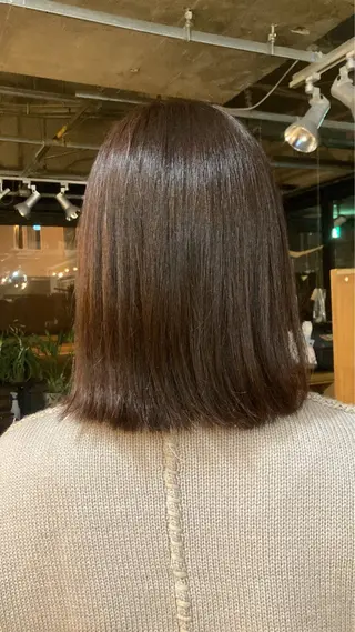ミディアム カラー 三上 琳のヘアスタイル