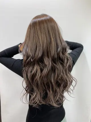 ロング カラー Fan.ray店長 🌈 HIBIKIのヘアスタイル