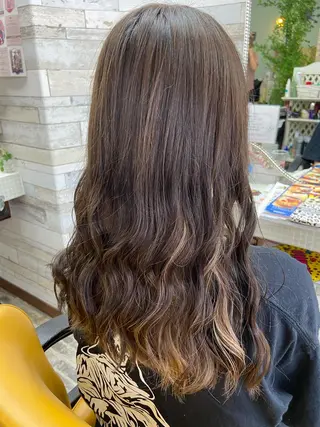 ロング カラー 大坪 拓斗のヘアスタイル