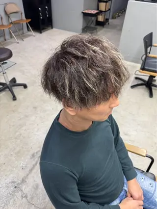 ミディアム カラー パーマ メンズ専門サロン wokeのヘアスタイル