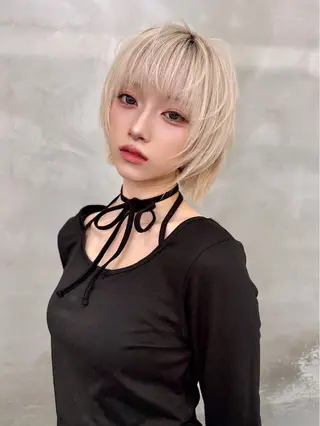 ショート ブリーチなしWカラー /レイヤー/設樂彩乃のヘアスタイル