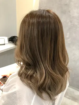 セミロング ideal心斎橋 🌛亜耶🌜のヘアスタイル