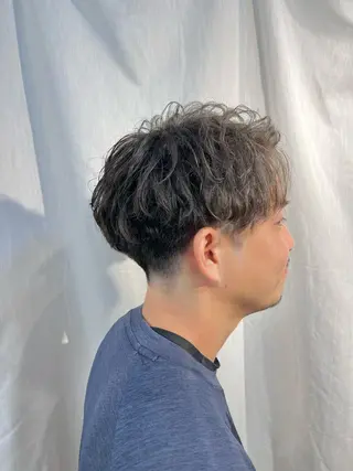 パーマ メンズ 透明感カラー/ ブリーチ無し/RYOのヘアスタイル