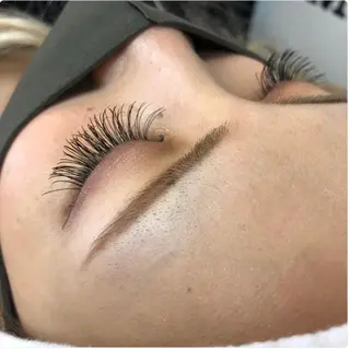 マツエク・マツパ Lilaリラ　豊中店所属・Lila豊中店 Yukaのマツエク・マツパデザイン