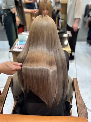 ロング 𝐌𝐀𝐑𝐔𝐈 𝐌𝐈𝐓𝐎🫧のヘアスタイル