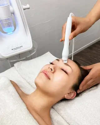 MAK’s 草加店スタッフのネイルデザイン