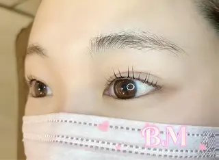 マツエク・マツパ 名倉 彩乃のネイルデザイン