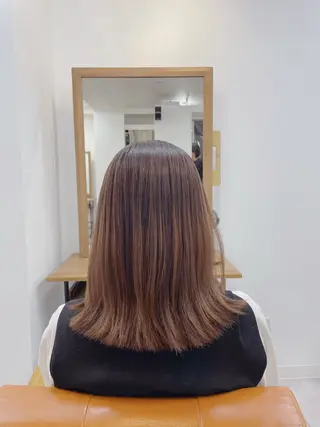 ミディアム lore 中村かれんのヘアスタイル