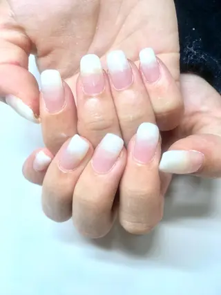 ネイル 新宿ネイルサロン ジェミディローサのネイルデザイン