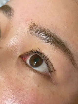 マツエク・マツパ 井上 真里奈のヘアスタイル