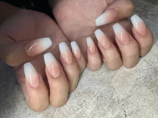 ネイル elu :nail&eyeのネイルデザイン