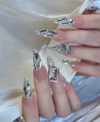 ネイル See.u モモ（南浦和）のネイルデザイン
