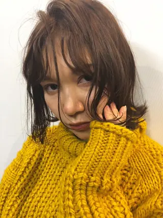 ミディアム カラー パーマ 安達 俊亮のヘアスタイル