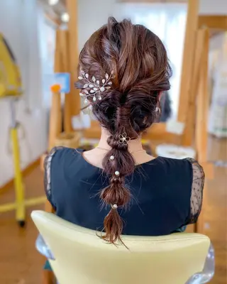 ロング ヘアアレンジ 荒木 ひろかのヘアスタイル