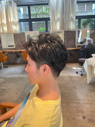 パーマ メンズ ミルクティー× グレージュMOMOのヘアスタイル