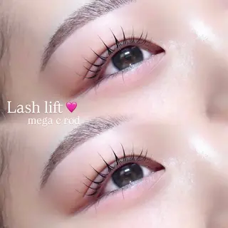 マツエク・マツパ REAL🎀 mocaの眉毛・アイブロウイメージ