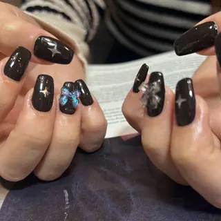 ネイル nailsalon ULLのネイルデザイン