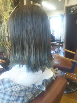 カラー 佐々木 浩之のヘアスタイル