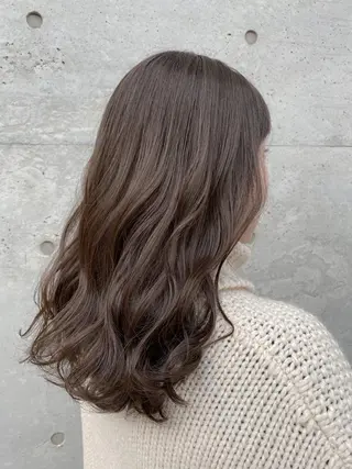 セミロング カラー 【透明感、艶髪】西村 有司のヘアスタイル