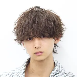 ミディアム カラー パーマ メンズ ハイトーン/メンズマ ッシュ/KYOHEIのヘアスタイル