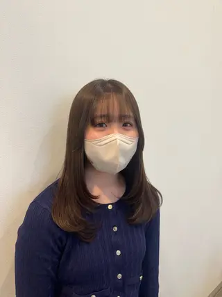 セミロング カラー 堀越 美羽のヘアスタイル