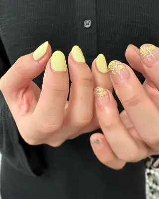 ネイル kiii.__ ✴︎*のネイルデザイン