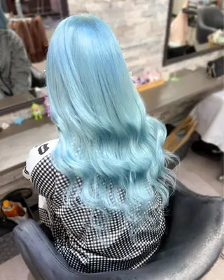 ロング カラー ハイトーンエクステ 🎩カズキ🎩のヘアスタイル