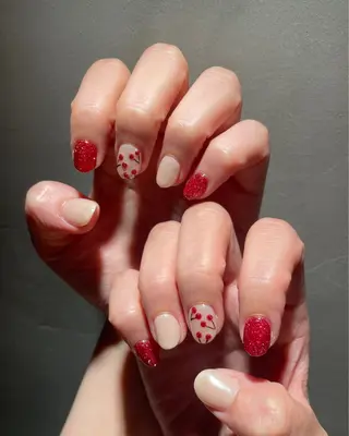 ネイル Rika🌼 シンプル•マグネットのネイルデザイン