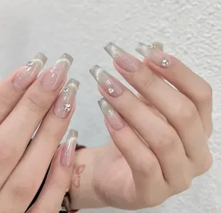 ネイル Queens PUPUのネイルデザイン