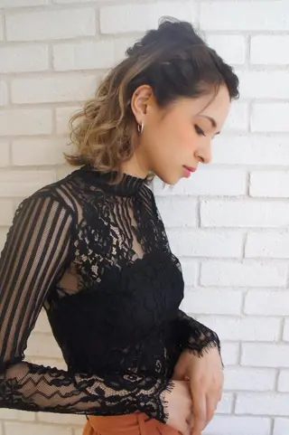 ショート カラー 小島 侑衣のヘアスタイル