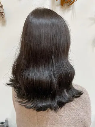 セミロング 韓国ヘア 🤍中西麻友🤍のヘアスタイル