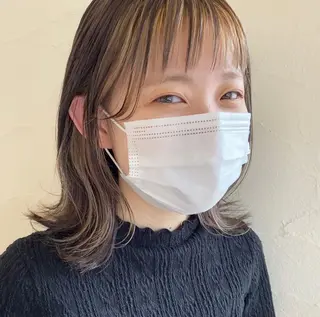 ミディアム カラー 柴田 日菜子のヘアスタイル