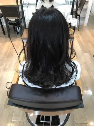 ミディアム カラー 伊藤 光成のヘアスタイル