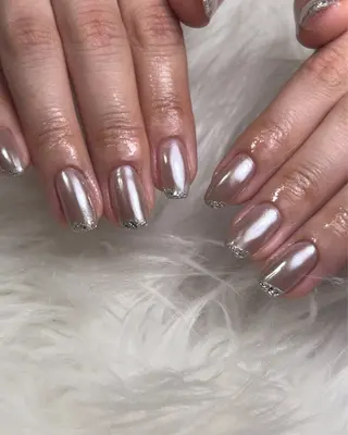 ミディアム 大崎 奈々のネイルデザイン