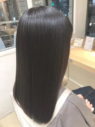 セミロング 低ダメージ施術/ 🐮牛木 史裕🐮のヘアスタイル
