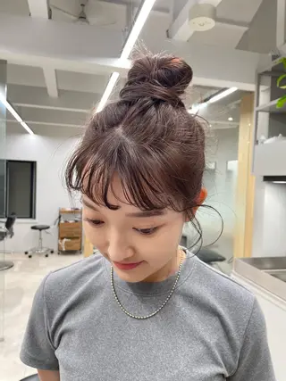 セミロング 盛れる透明感カラー・ momokaのヘアスタイル