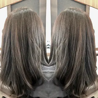 セミロング カラー 柿沼  洸太のヘアスタイル