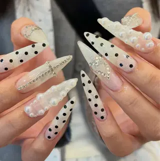 カラー AIN Nailのネイルデザイン