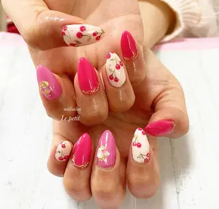 ネイル 石野 広佳のネイルデザイン