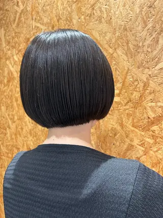 ショート カラー パーマ 染谷 菜摘のヘアスタイル
