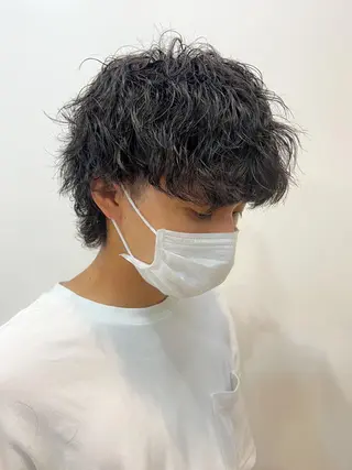 ショート パーマ メンズ メンズカット曲がる 縮毛矯正佐々木タクマのヘアスタイル