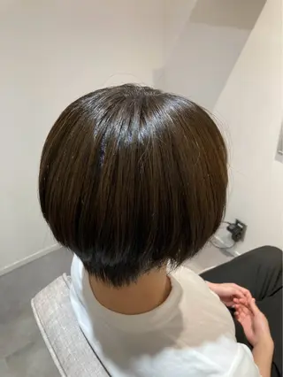 カラー 小林 睦季のヘアスタイル