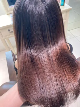 セミロング 🇰🇷韓国風艶髪✨ 髪質改善 倉岡しおんのヘアスタイル
