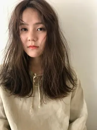 ミディアム カラー 貫洞 大介のヘアスタイル