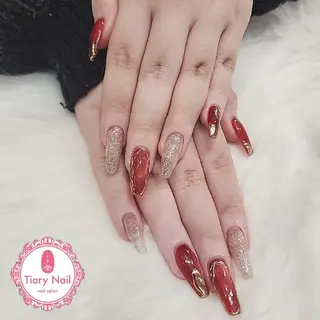 ネイル 💙🤍Tiary M🤍💙のネイルデザイン