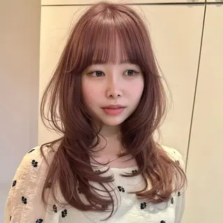 セミロング 🌹ハッシュカット、 レイヤー韓国ヘア🌹のヘアスタイル