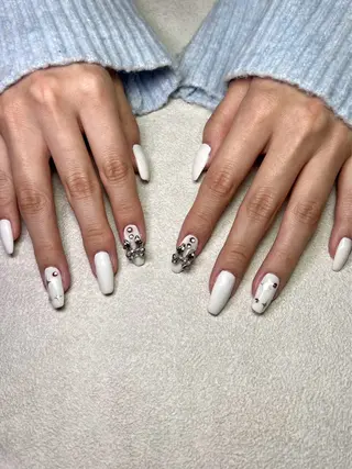 ネイル ネイリスト ハンのネイルデザイン