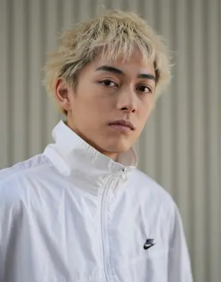 メンズ YUJIN 似合わせメンズカットのヘアスタイル