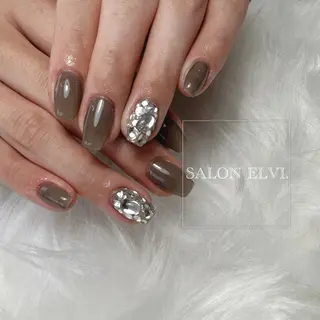 ネイル SALON ELVI.のネイルデザイン