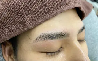 メンズ アイブロウ 💎MEN'S Face Laboの眉毛・アイブロウイメージ